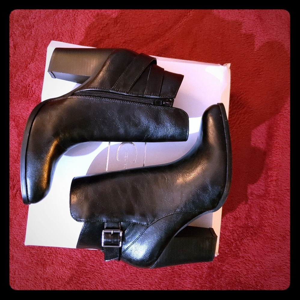 Women's Vegan Leather Ankle Boot